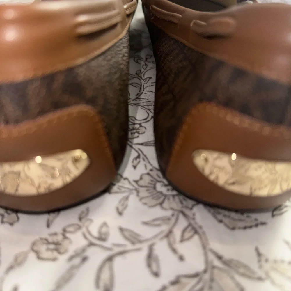 MICHAEL Michael Kors Brown and Gold Loafers - Picture 2 of 6